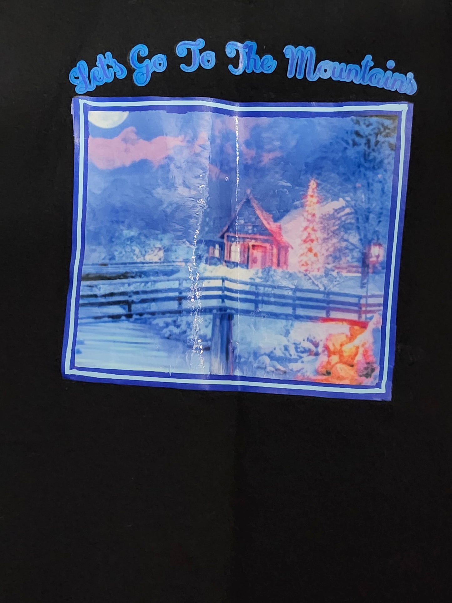 Size L 100% cotton Let's go to the mountains Tshirt