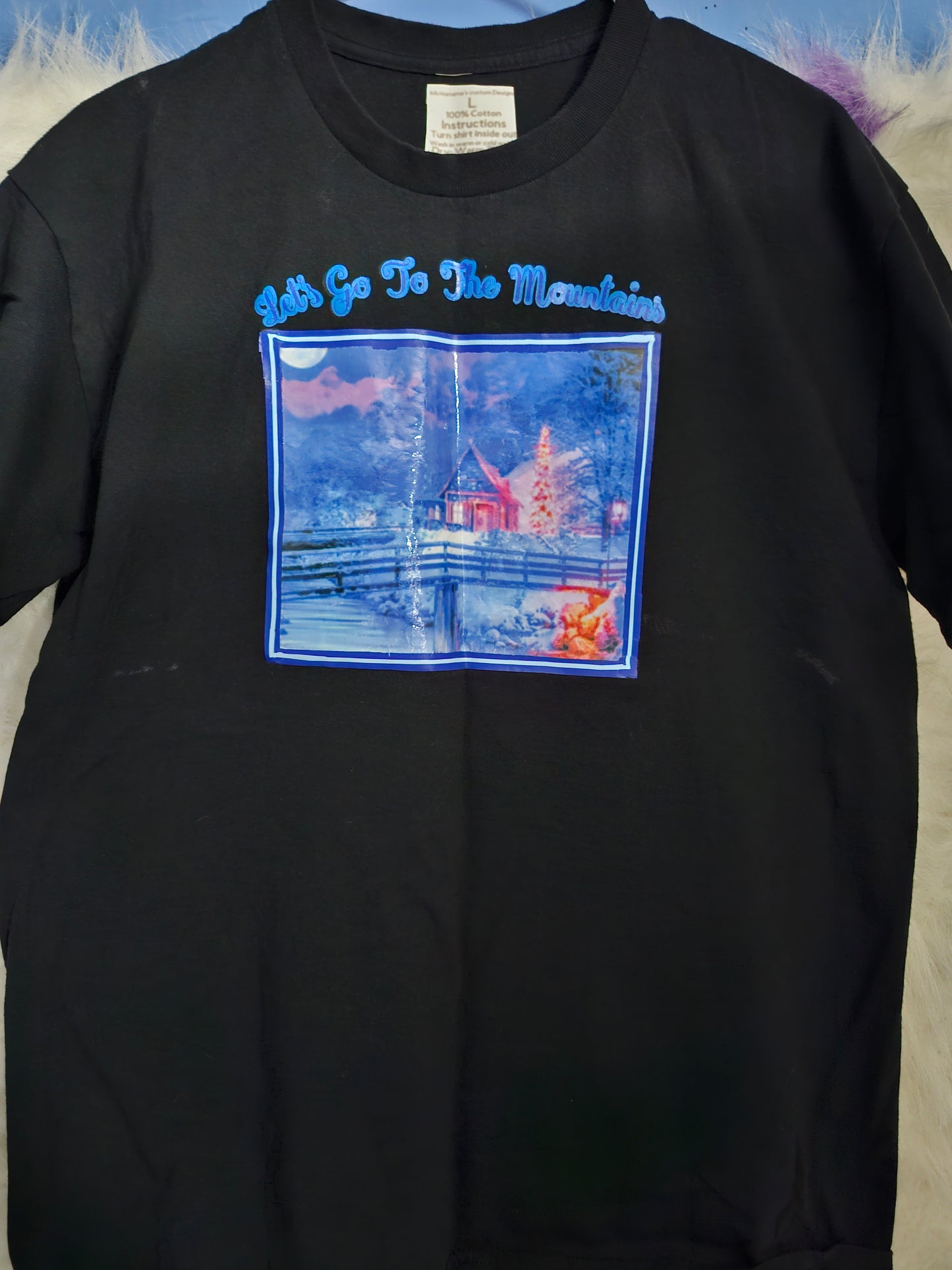 Size L 100% cotton Let's go to the mountains Tshirt