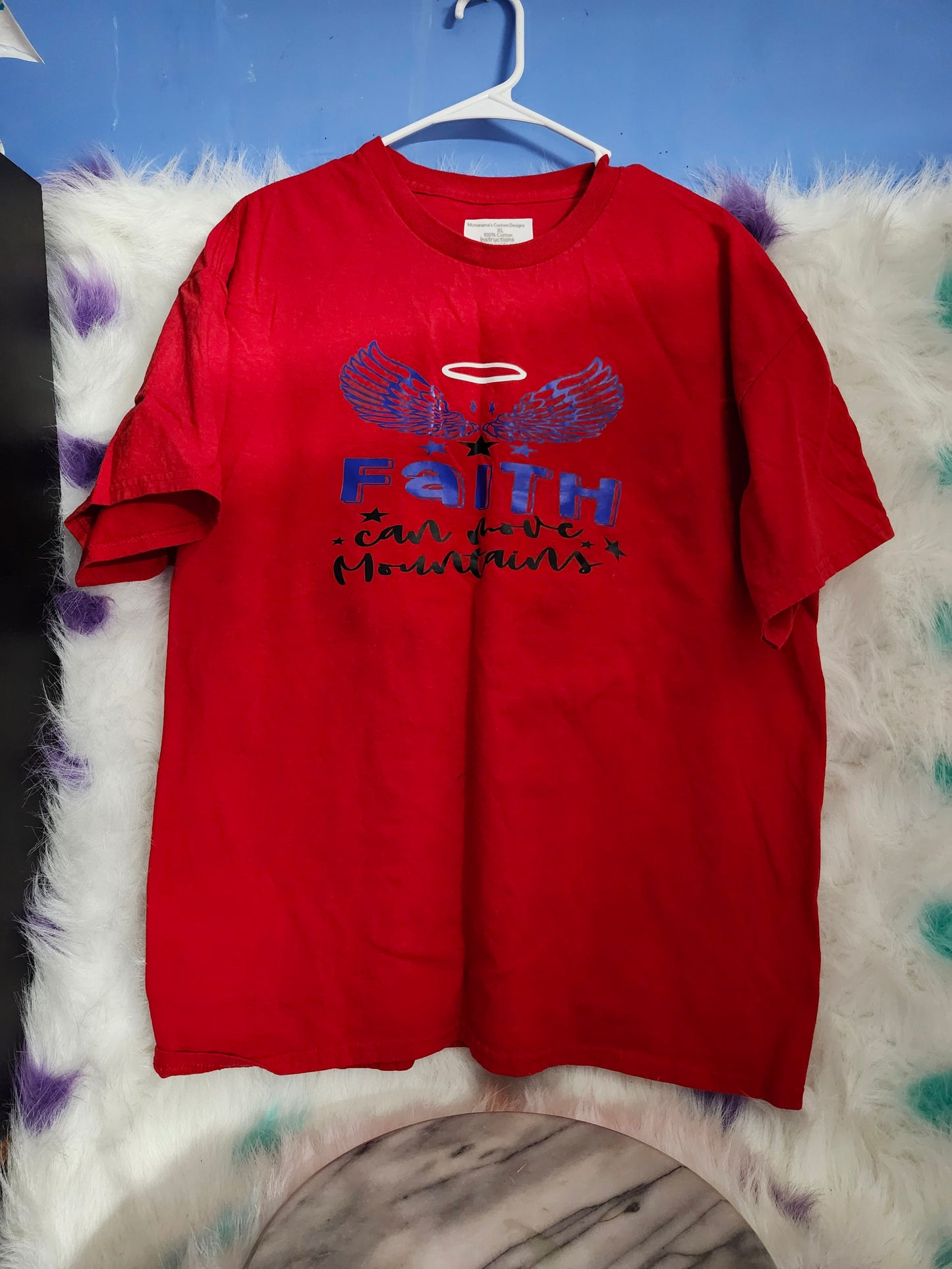 Size XL 100% cotton red Faith can move mountains tshirt