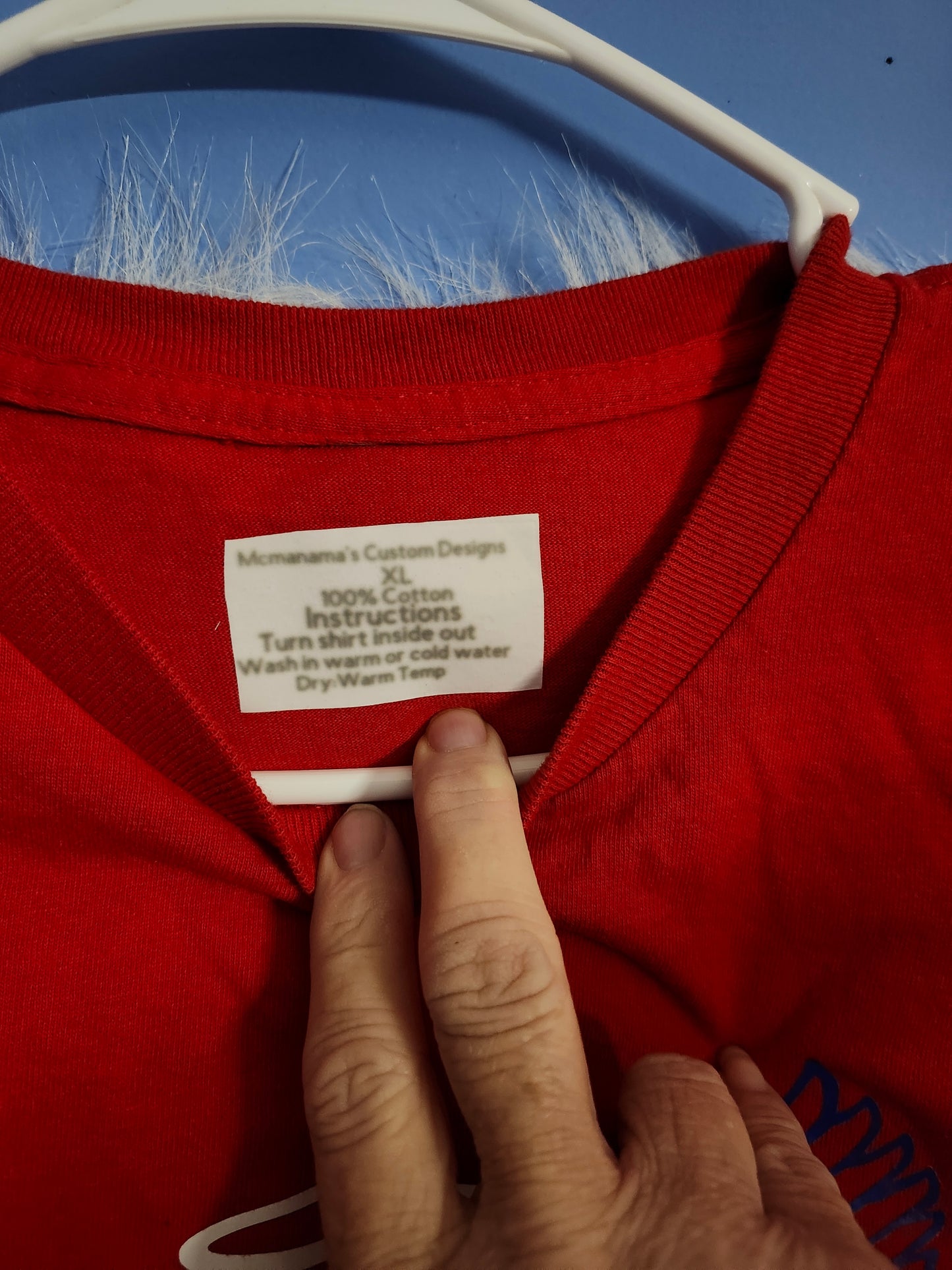 Size XL 100% cotton red Faith can move mountains tshirt