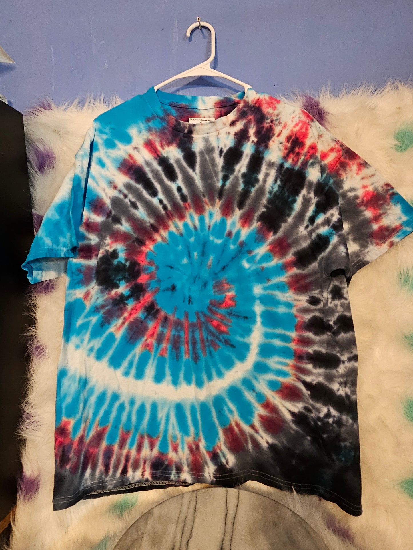 Size XL 100% cotton blue,black and red tie dye Tshirt
