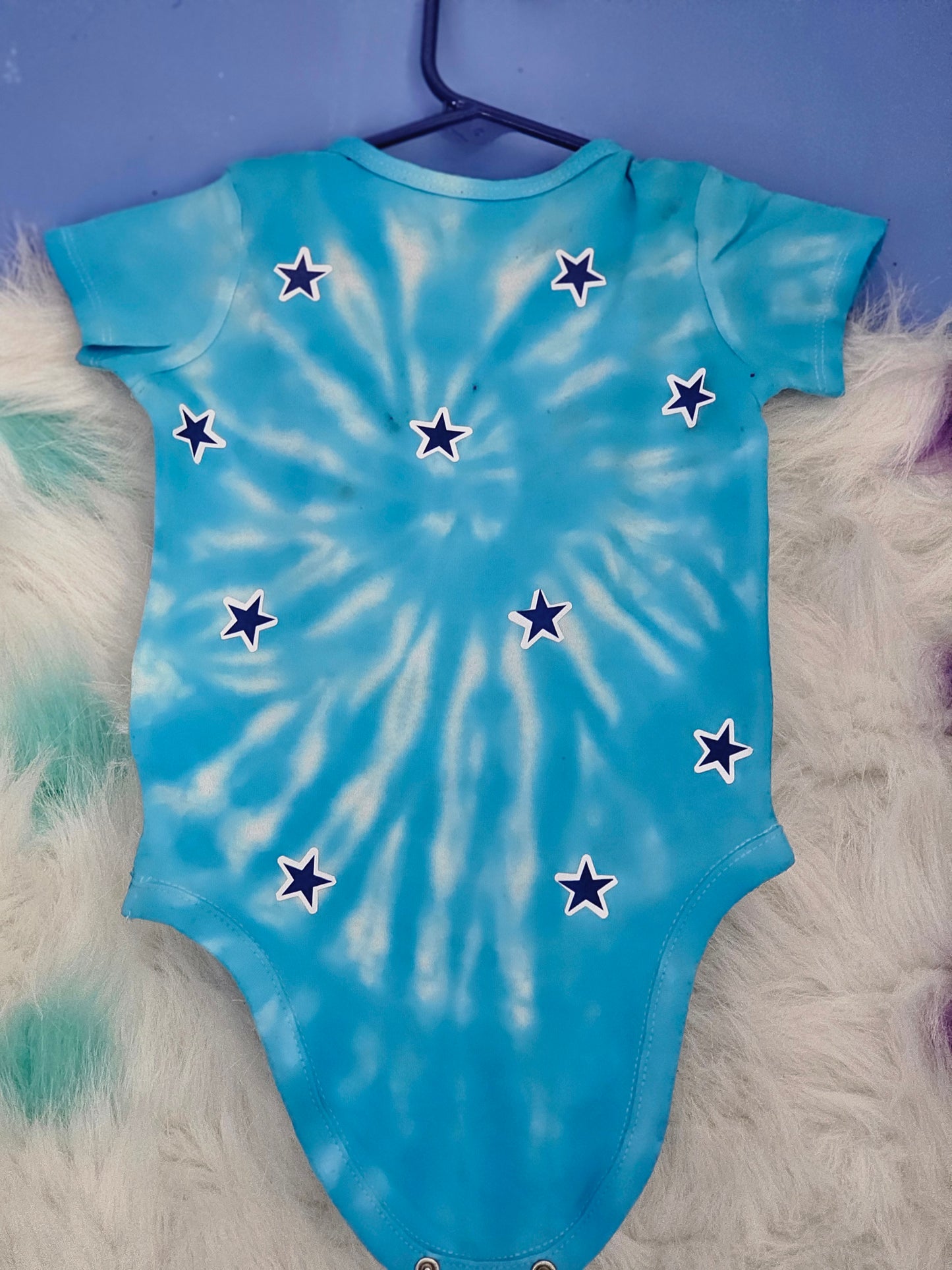 6to 9 month blue tie dye 100%cotton wish upon a star onesie