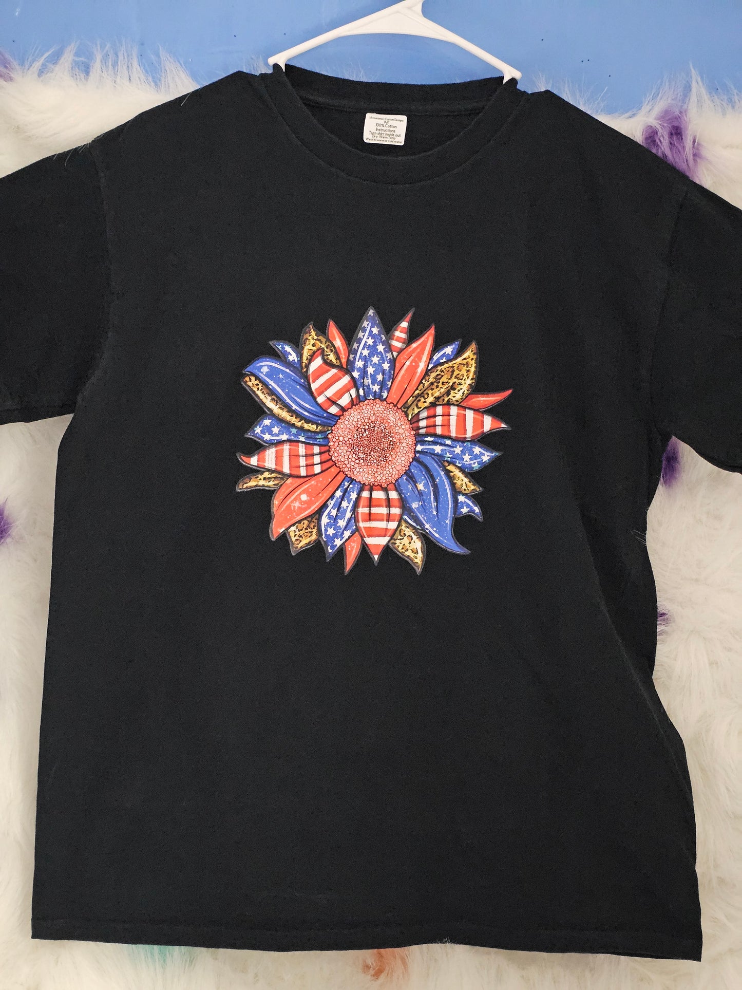 Size M 100% cotton Black shirt with red & blue flower Tshirt