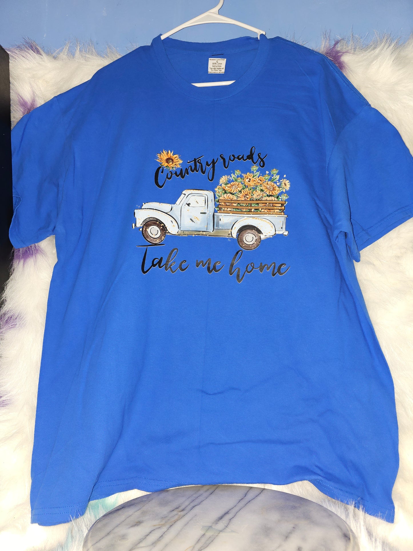 Size XL 100% cotton Country roads take me home Tshirt