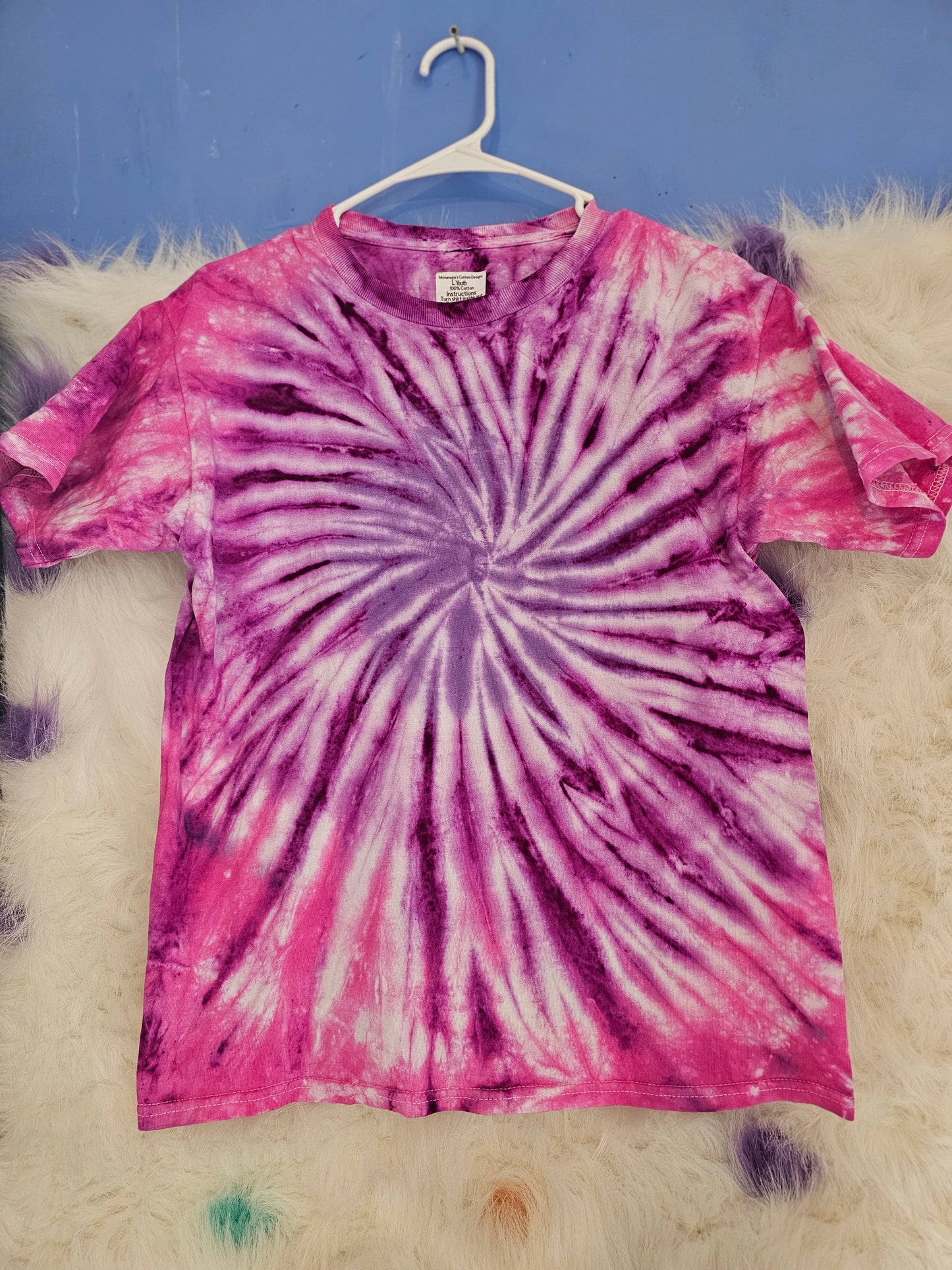 Size L youth 100% cotton purple tie dye Tshirt
