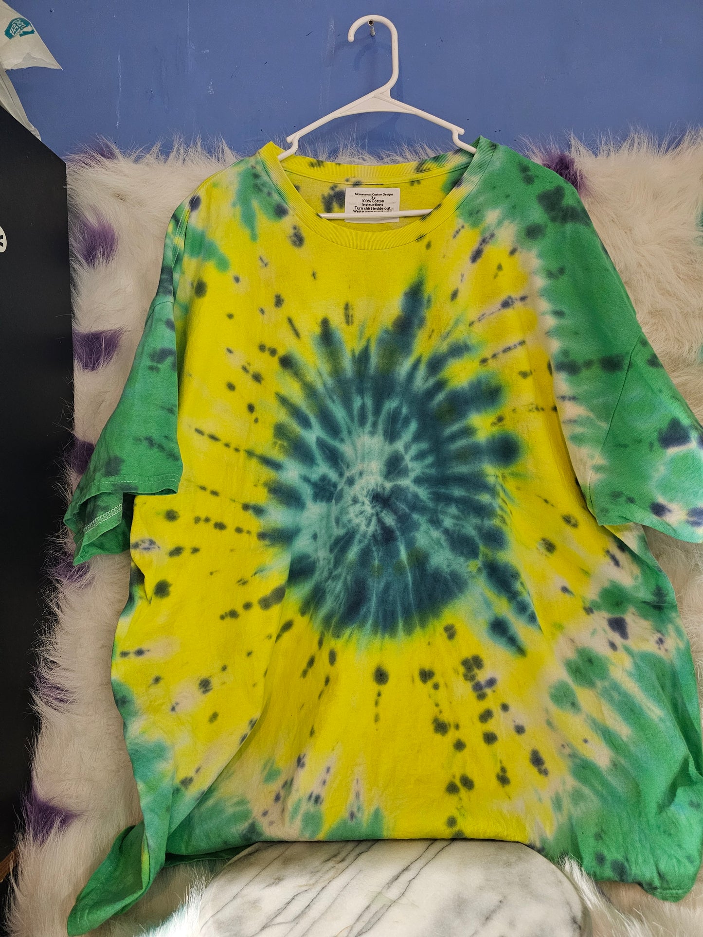 Size 3x 100% cotton yellow and green tie dye Tshirt