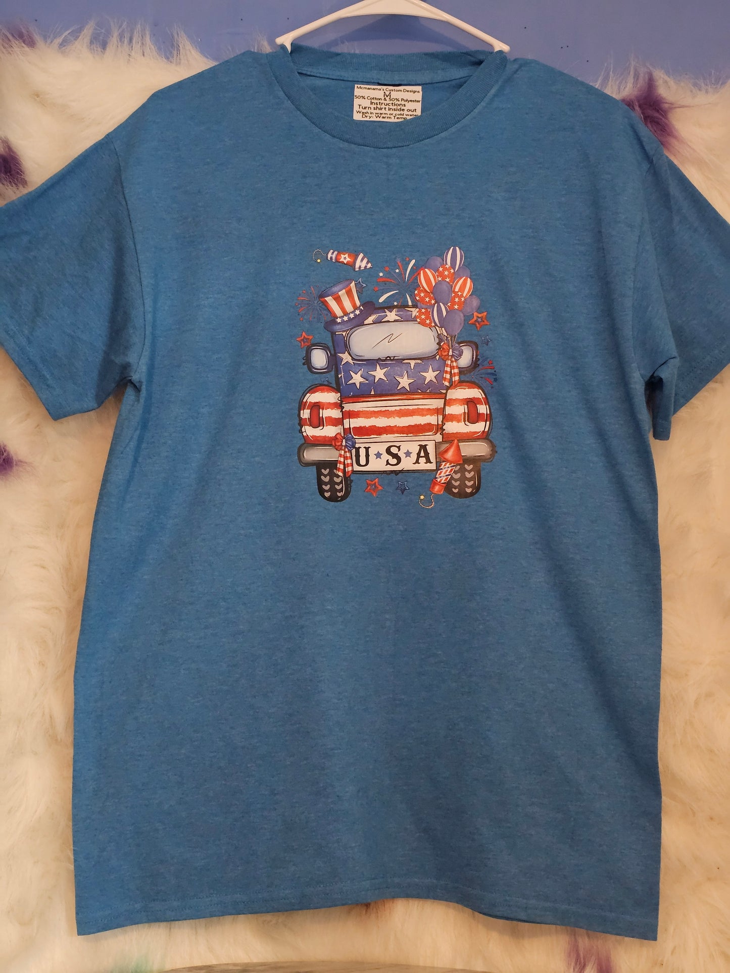 Size M 50%cotton 50%polyester blue independence truck Tshirt