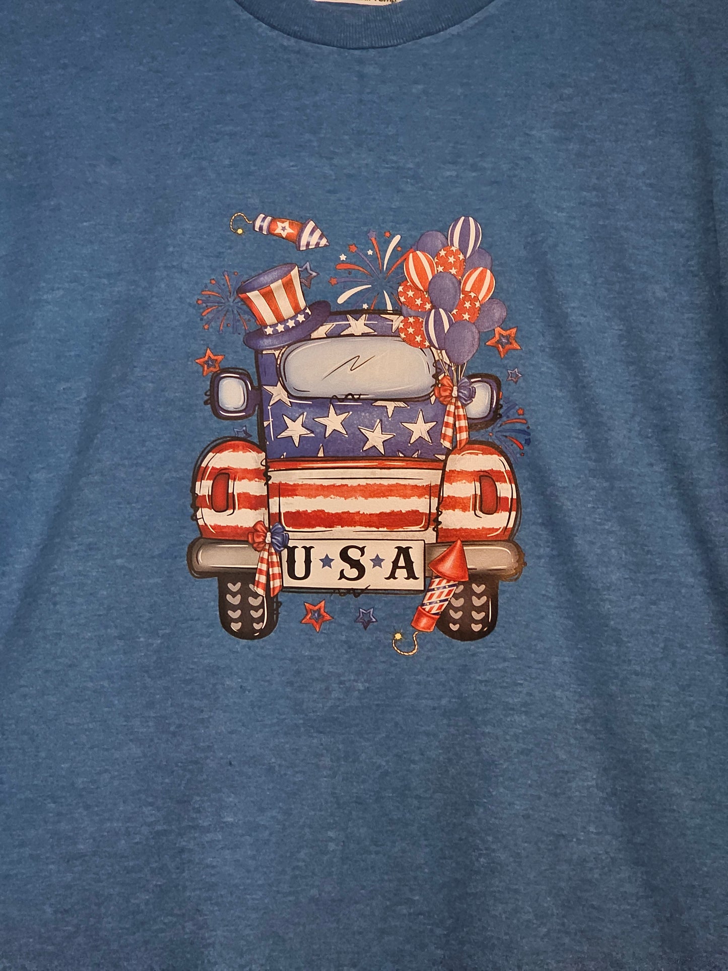 Size M 50%cotton 50%polyester blue independence truck Tshirt