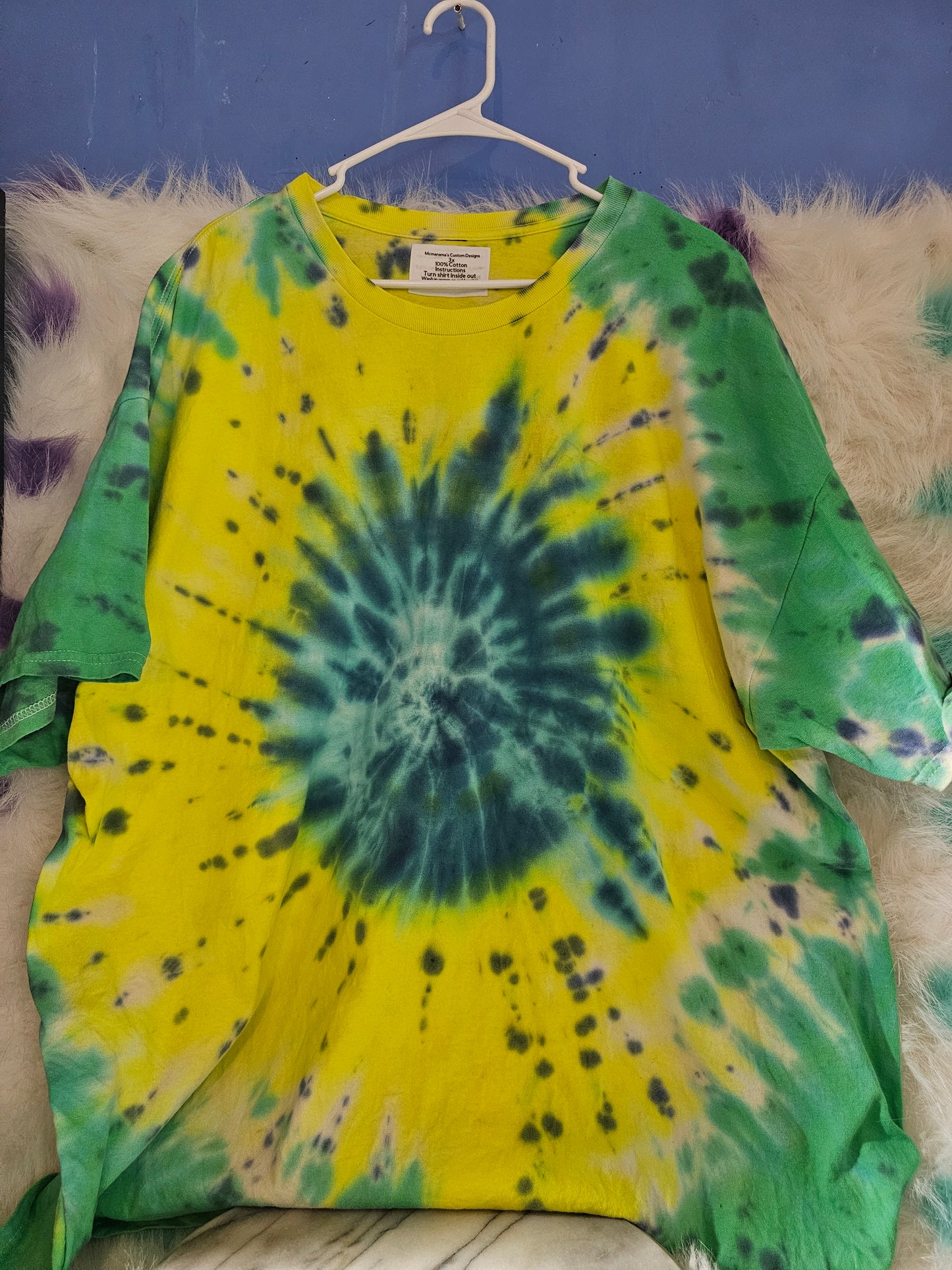 Size 3x 100% cotton yellow and green tie dye Tshirt