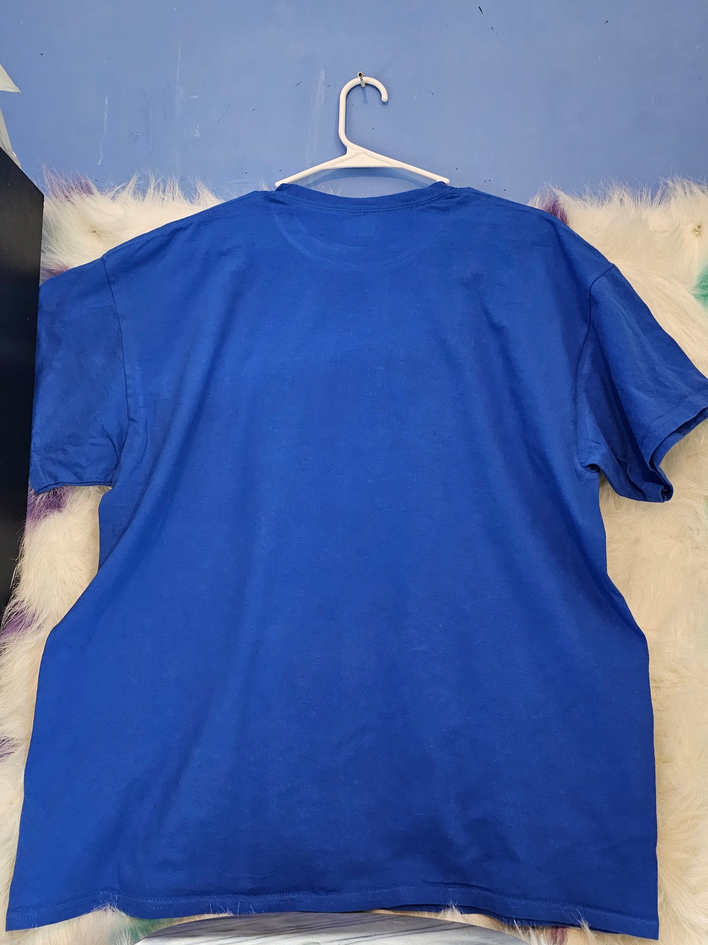 Size XL 100% cotton blue fire cracker in bulls mouths Tshirt