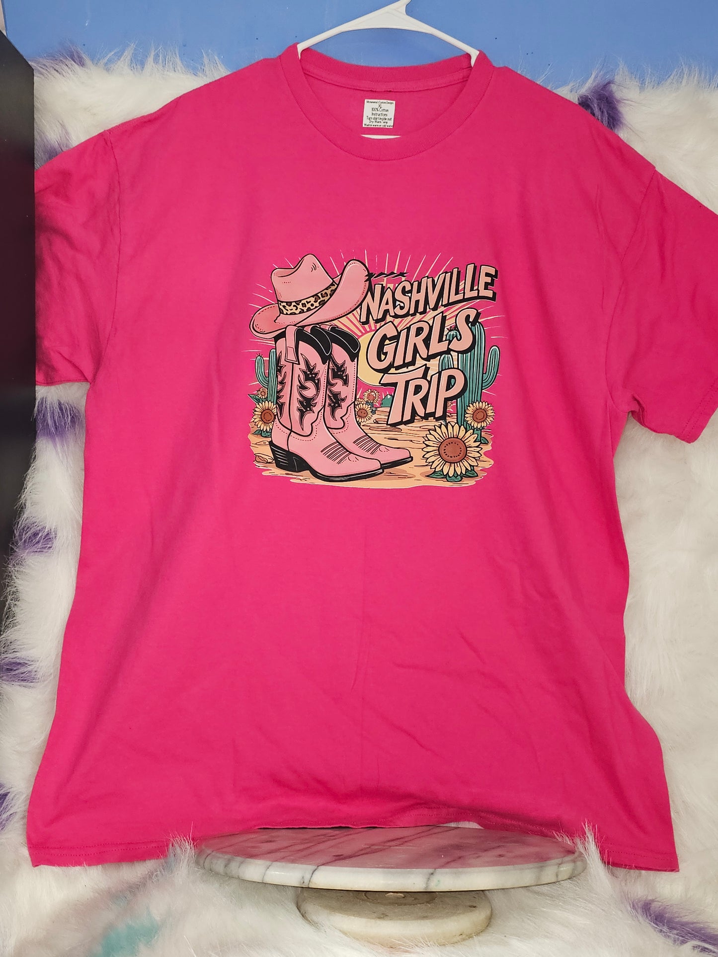 Size XL 100% cotton Nashville girls trip Tshirt