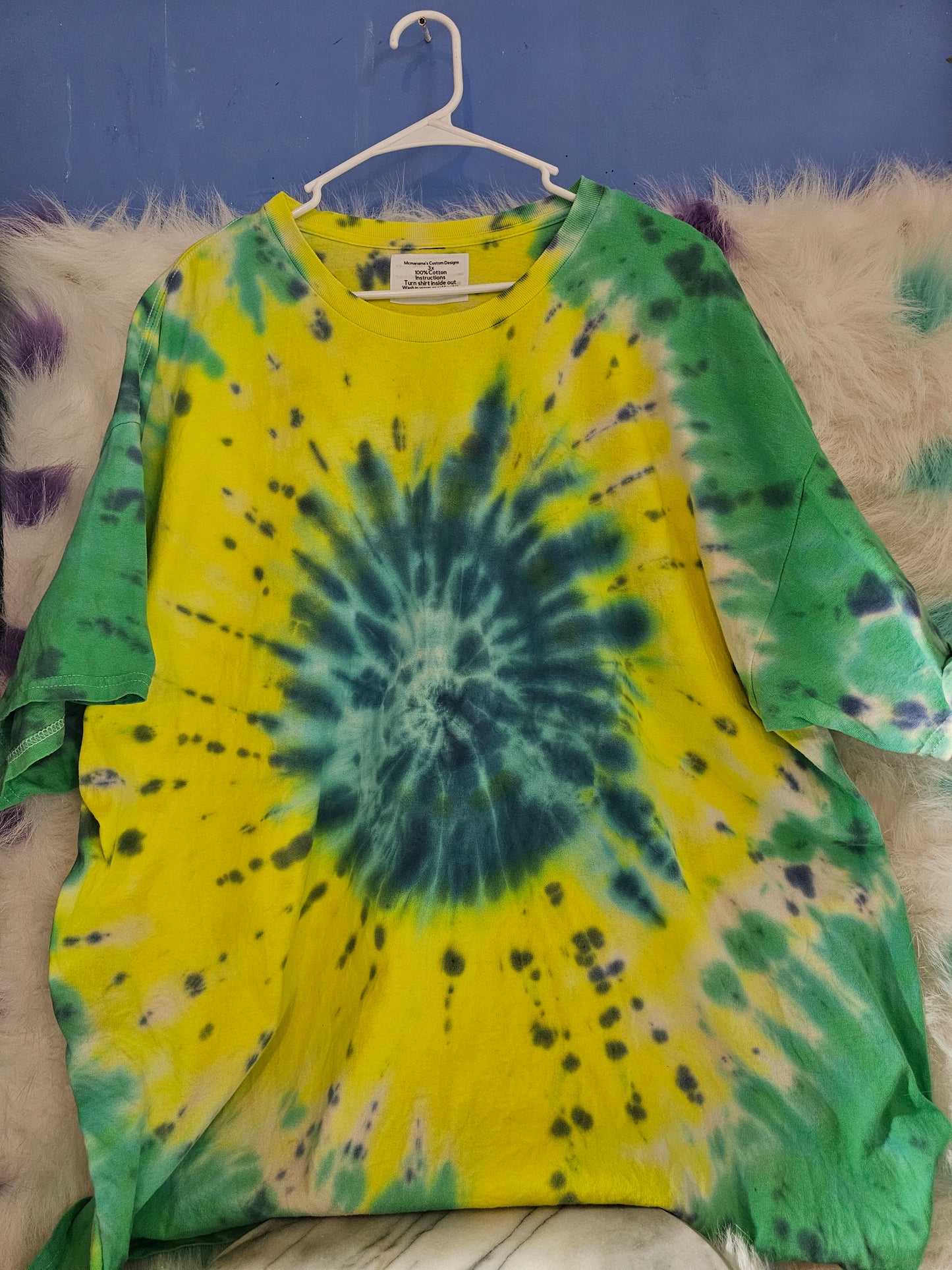 Size 3x 100% cotton yellow and green tie dye Tshirt