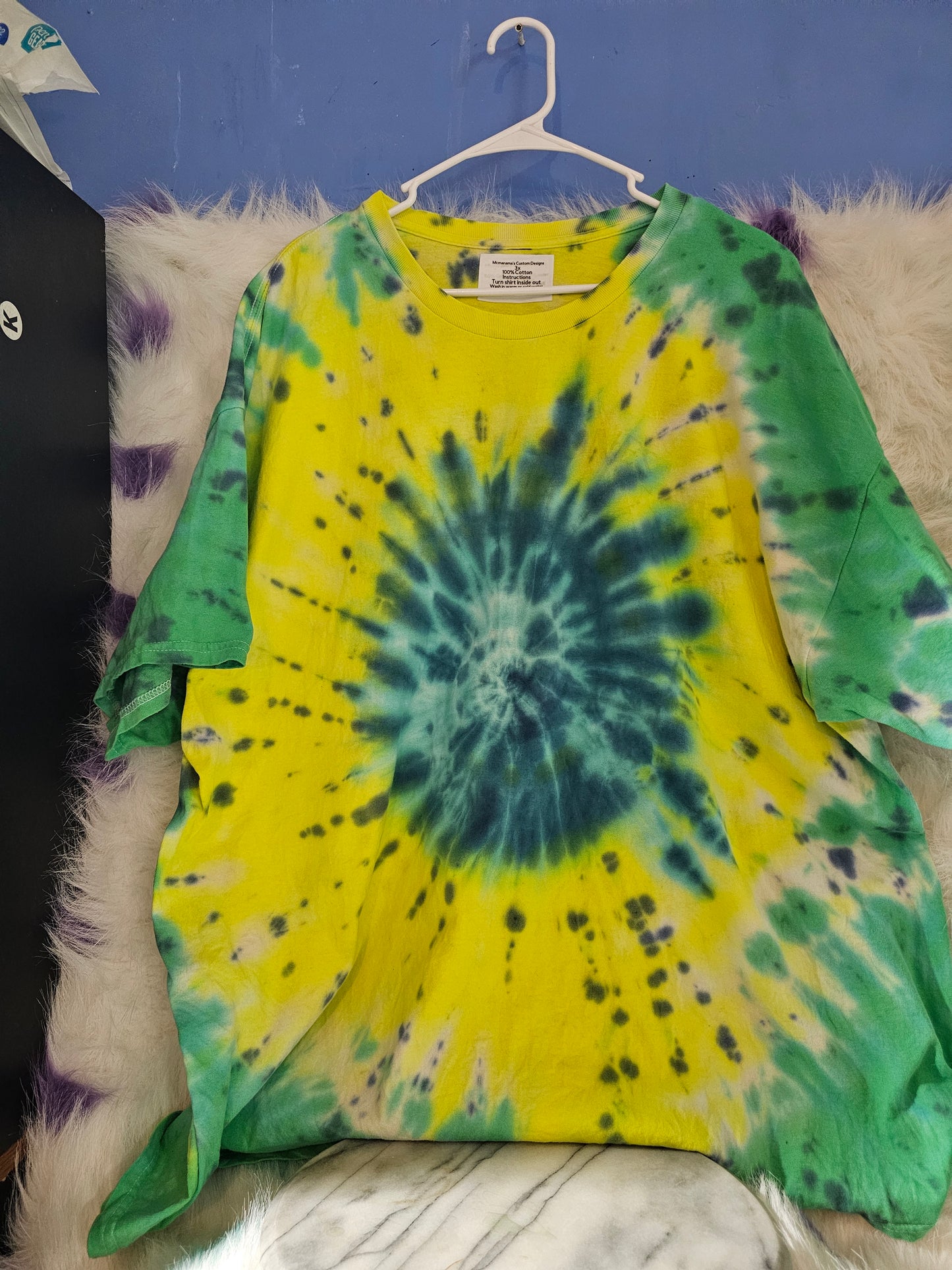 Size 3x 100% cotton yellow and green tie dye Tshirt
