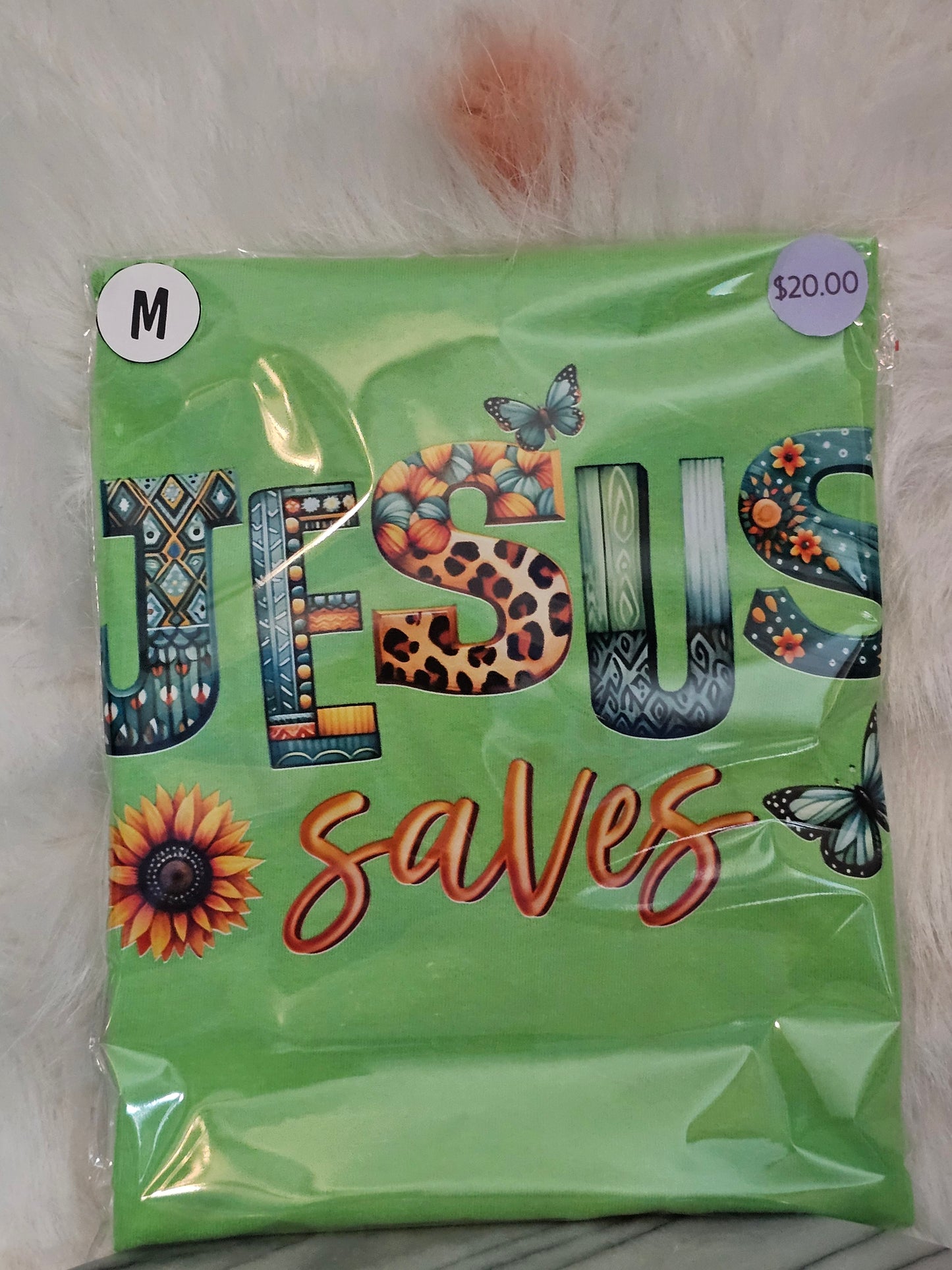 Size M 100% cotton light green Jesus saves Tshirt