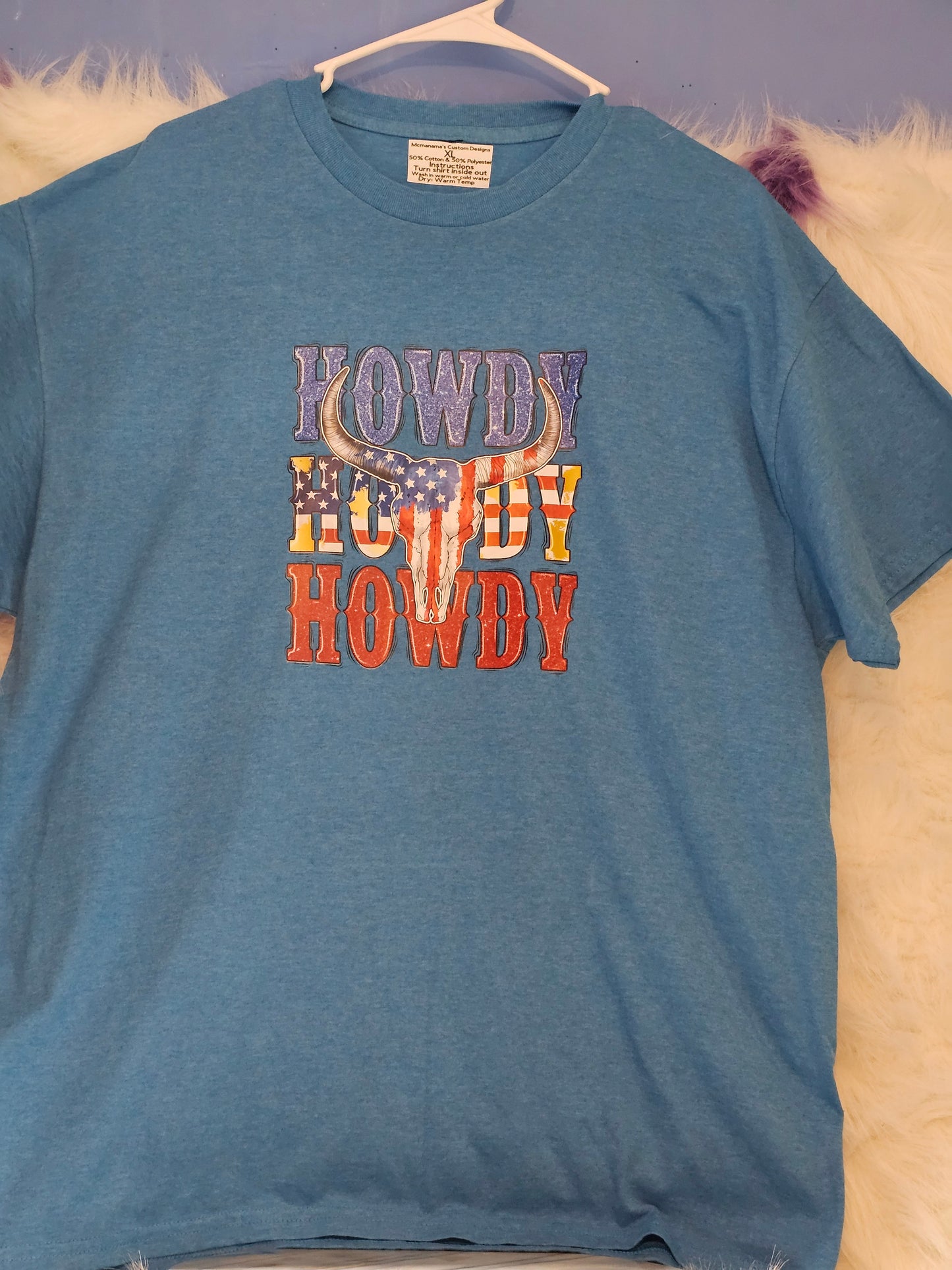 Size XL 50%cotton 50% polyester blue Howdy, Howdy,Howdy Tshirt