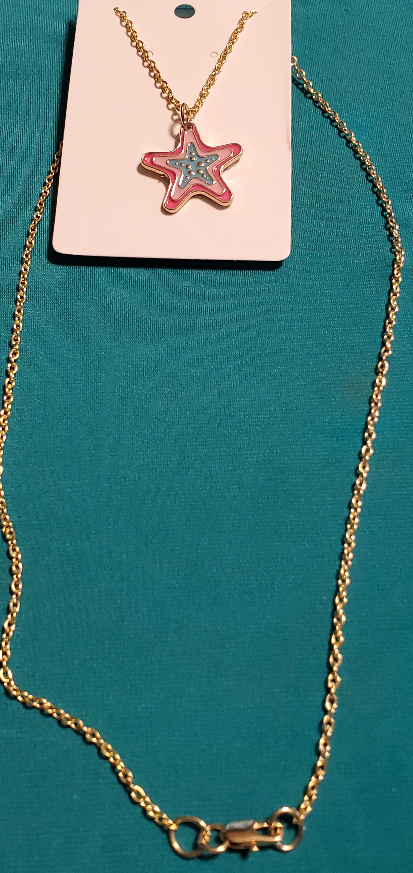 Gold plated star necklace