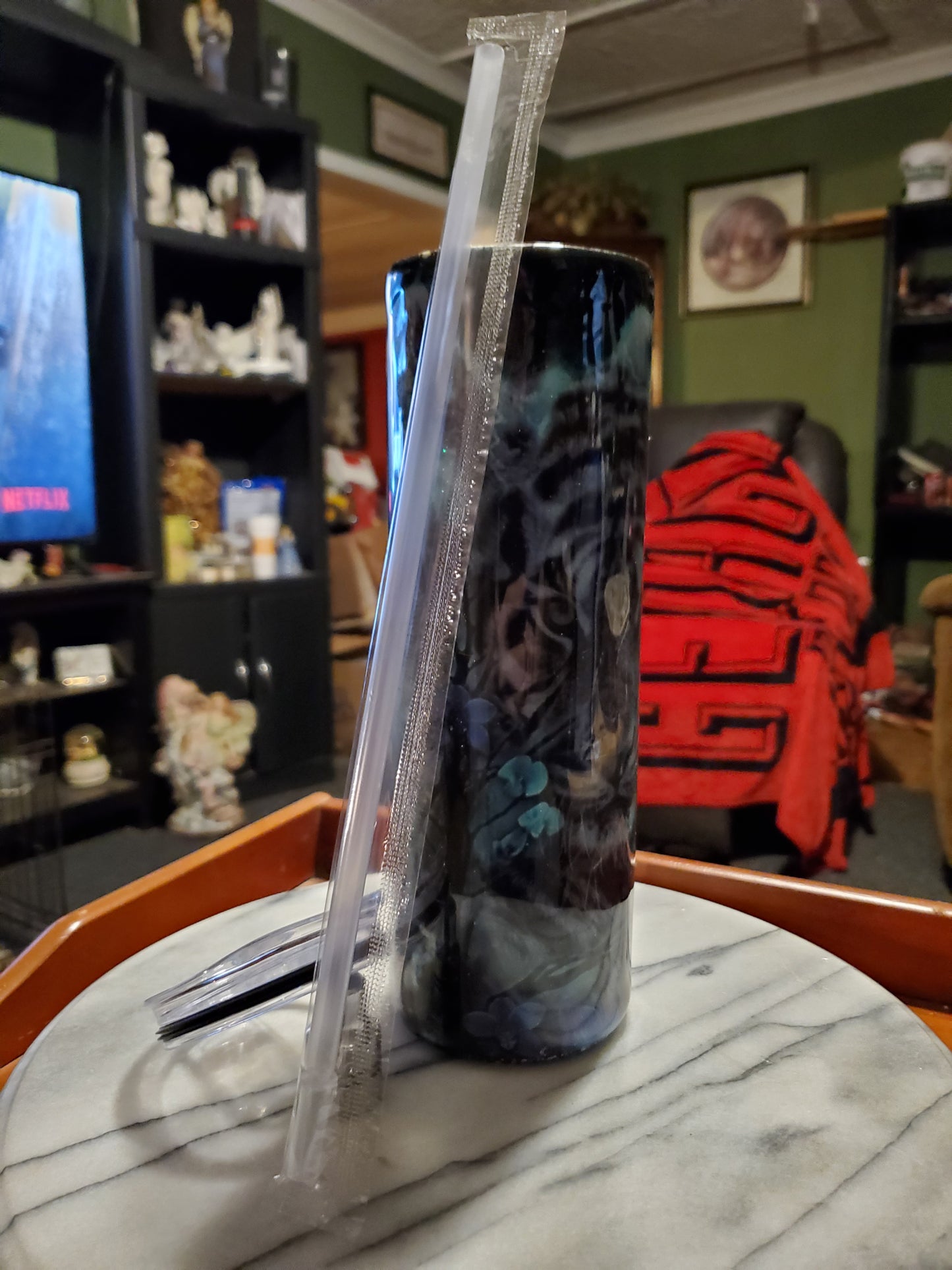 30 oz Wolf and Tiger stanless steel hogg tumbler