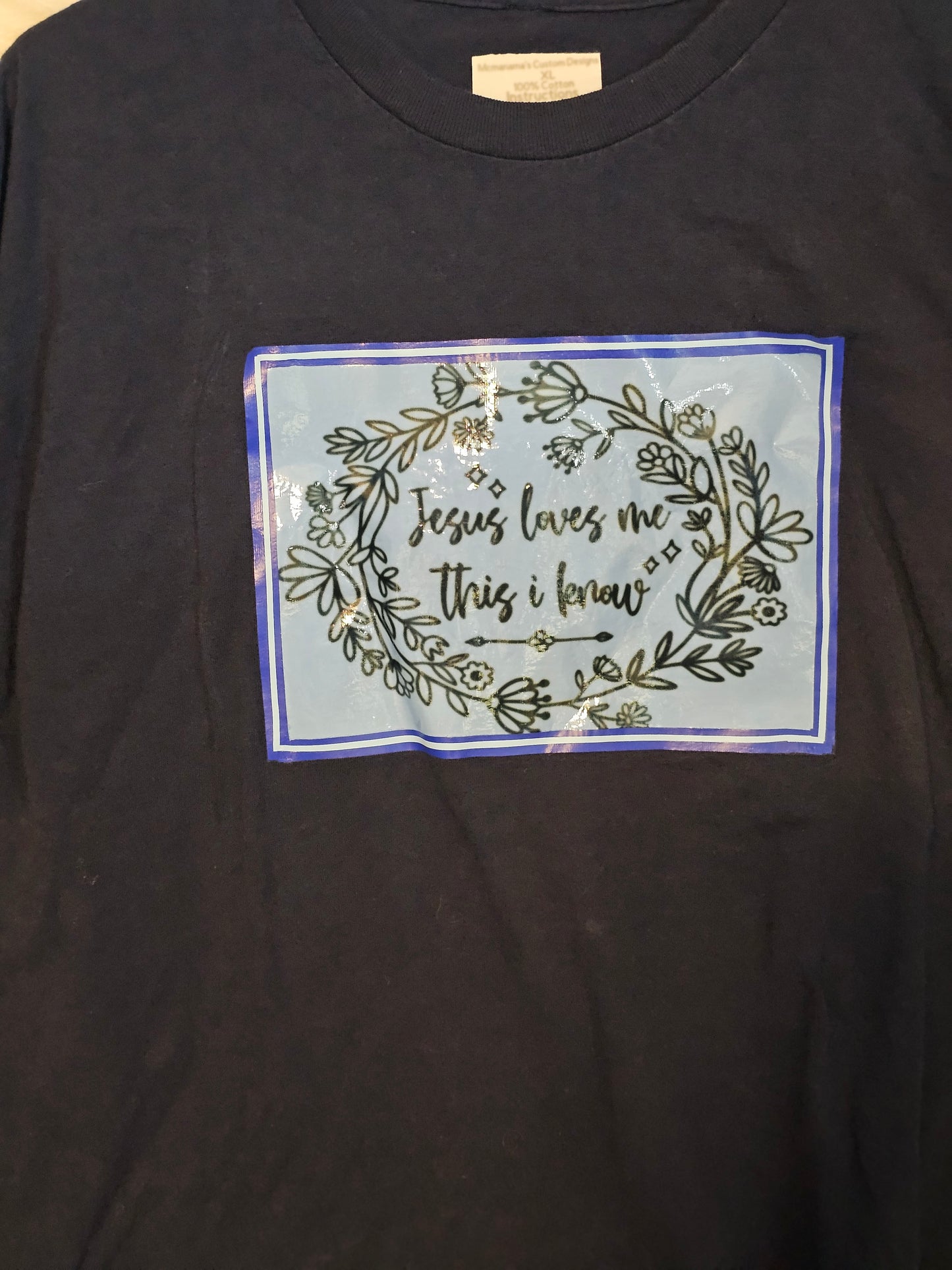 Size XL 100% cotton black Jesus loves me tshirt
