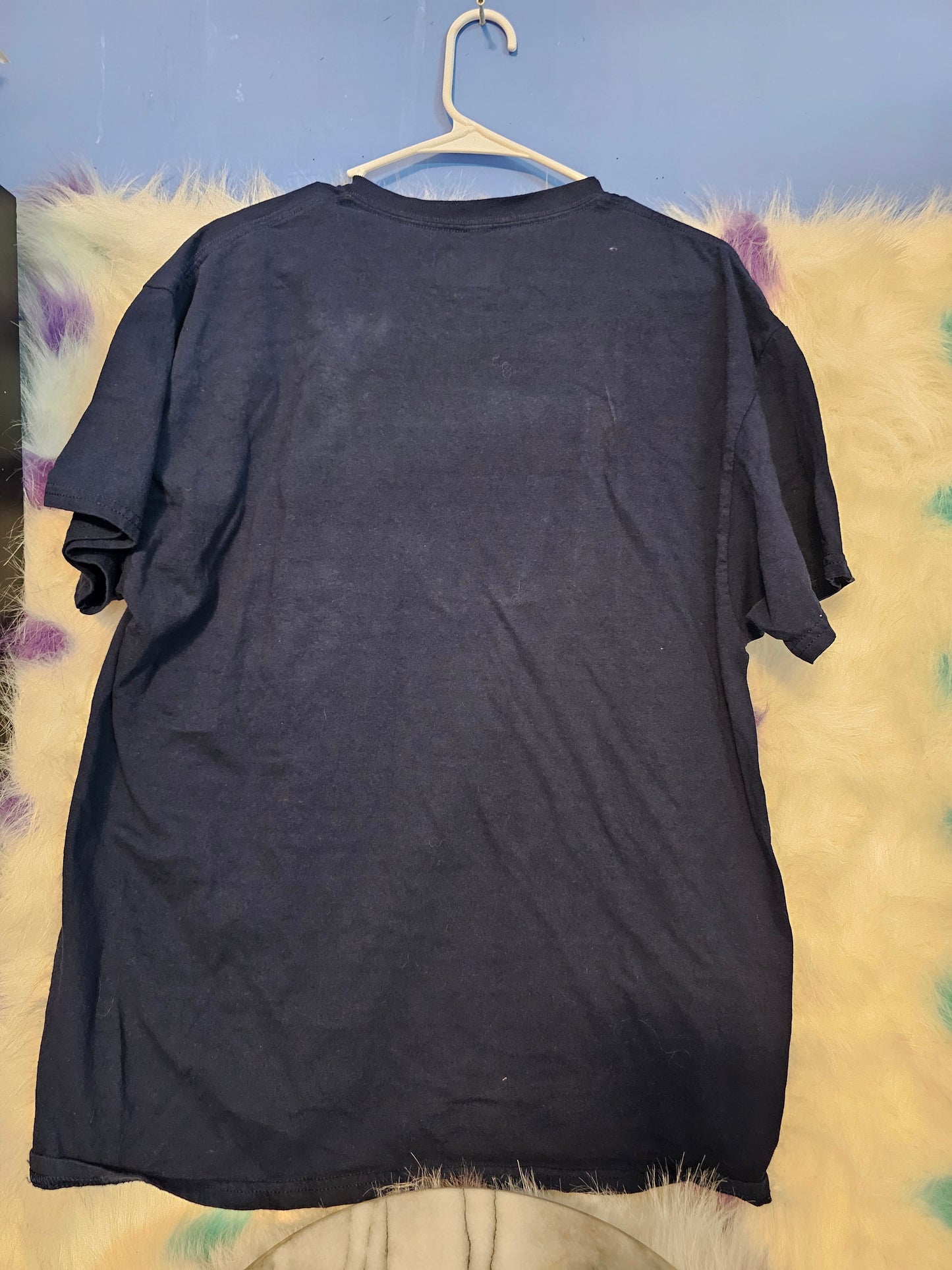 Size XL 100% cotton black Jesus loves me tshirt