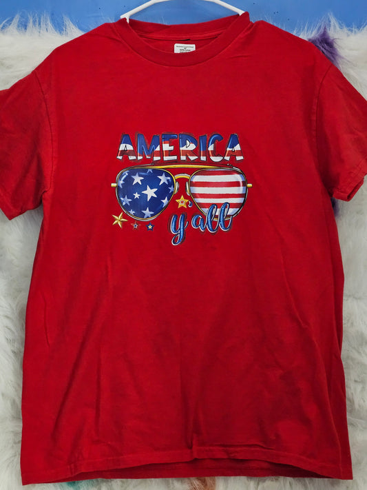 Size M 100%cotton Red America Y'all Tshirt