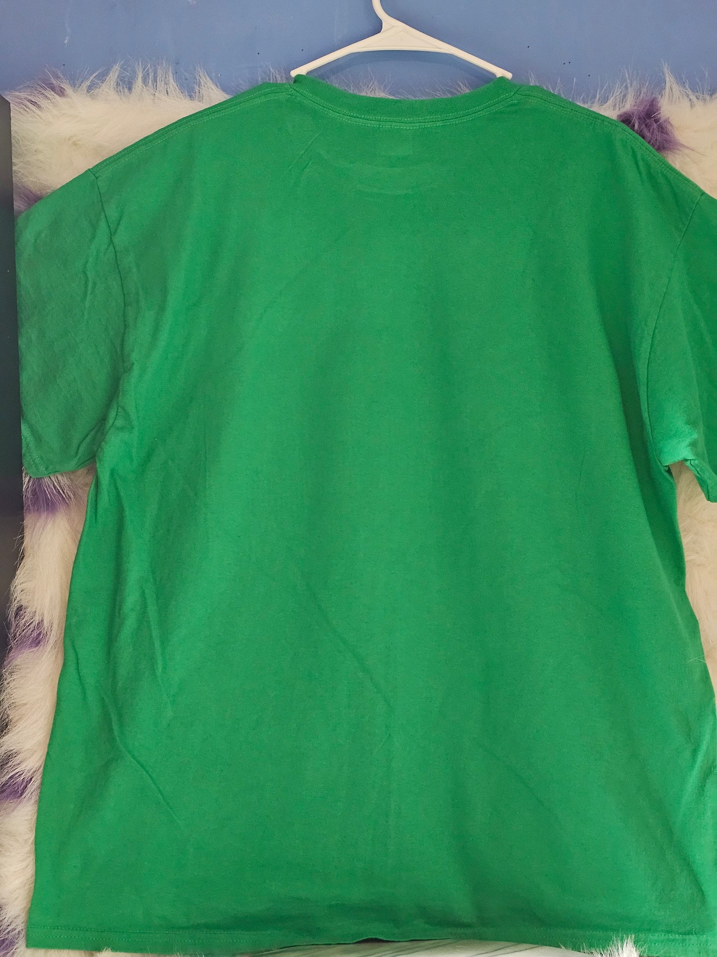 Size XL 100% cotton Green Merry Christmas Tshirt