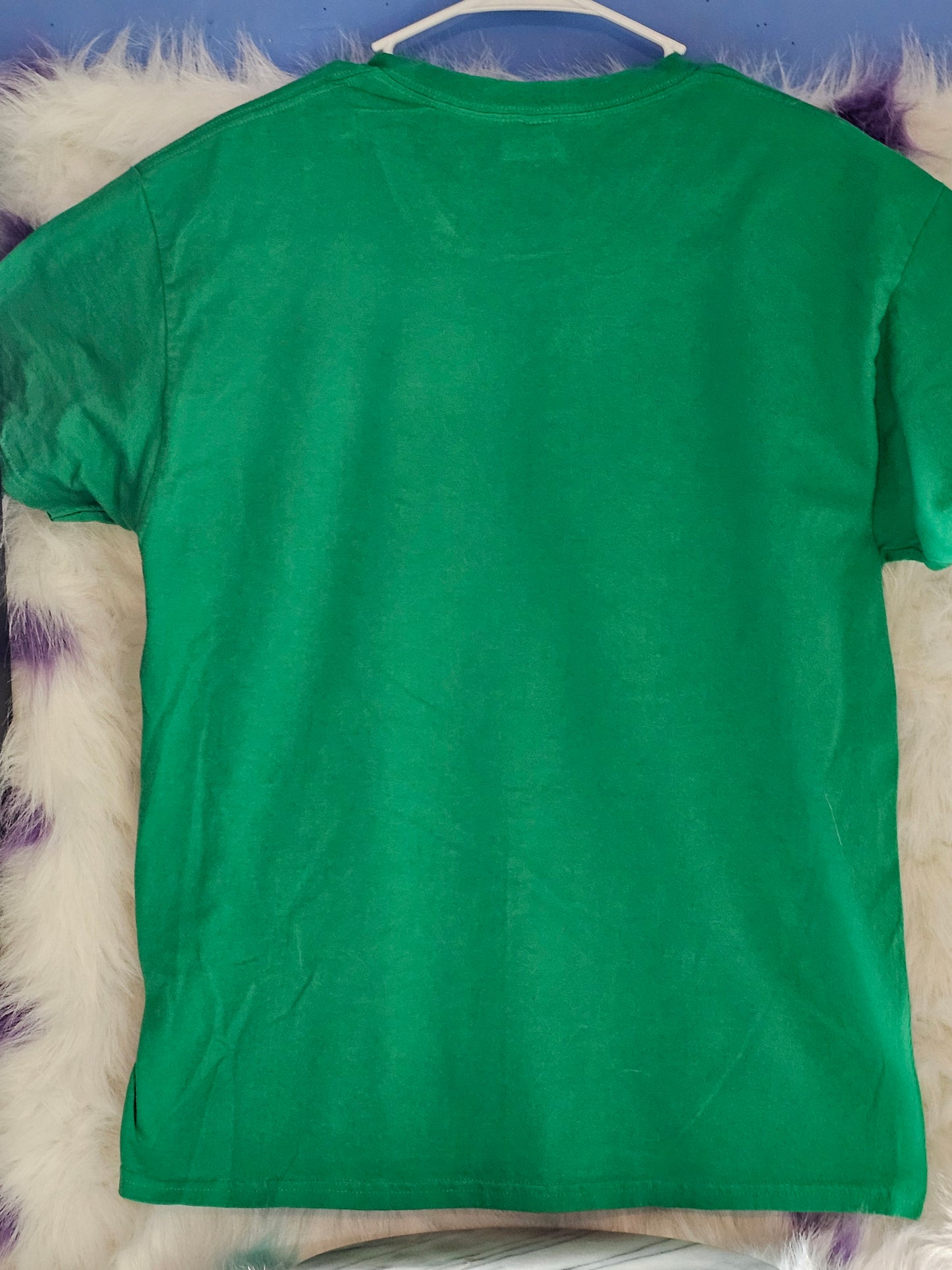 Size L 100% cotton Green coffee cups and Christmas trees Tshirt