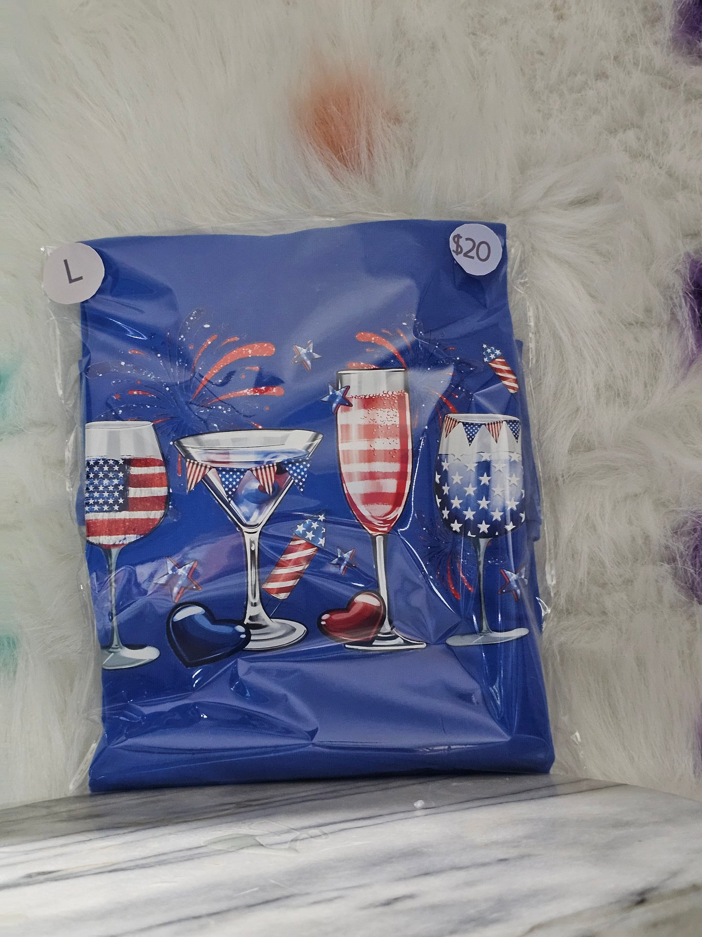 Size L 100% cotton Blue Happy 4th of July T Shirt