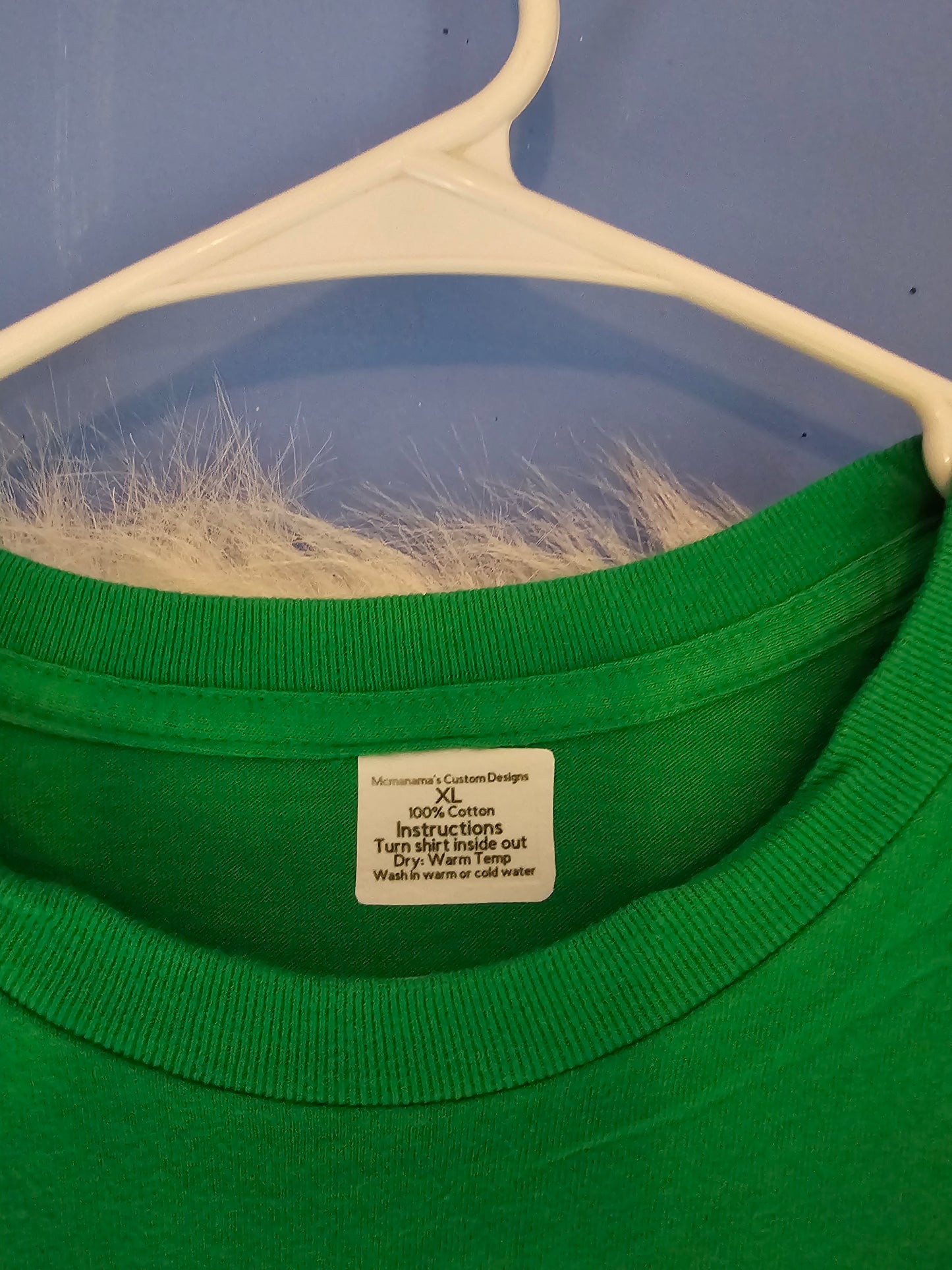 Size XL 100% cotton Green Merry Christmas Tshirt