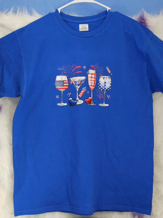 Size L 100% cotton Blue Happy 4th of July T Shirt