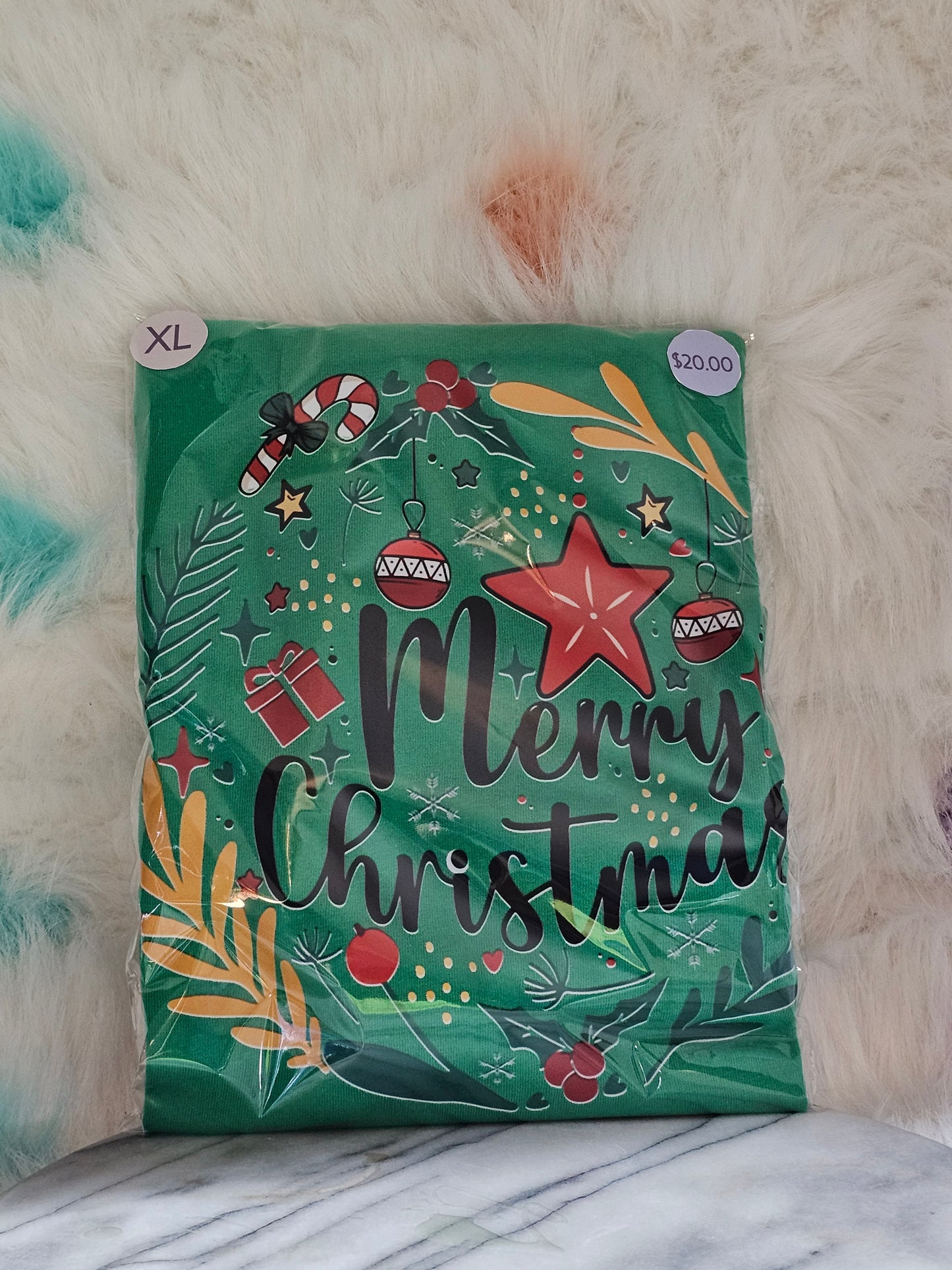 Size XL 100% cotton Green Merry Christmas Tshirt