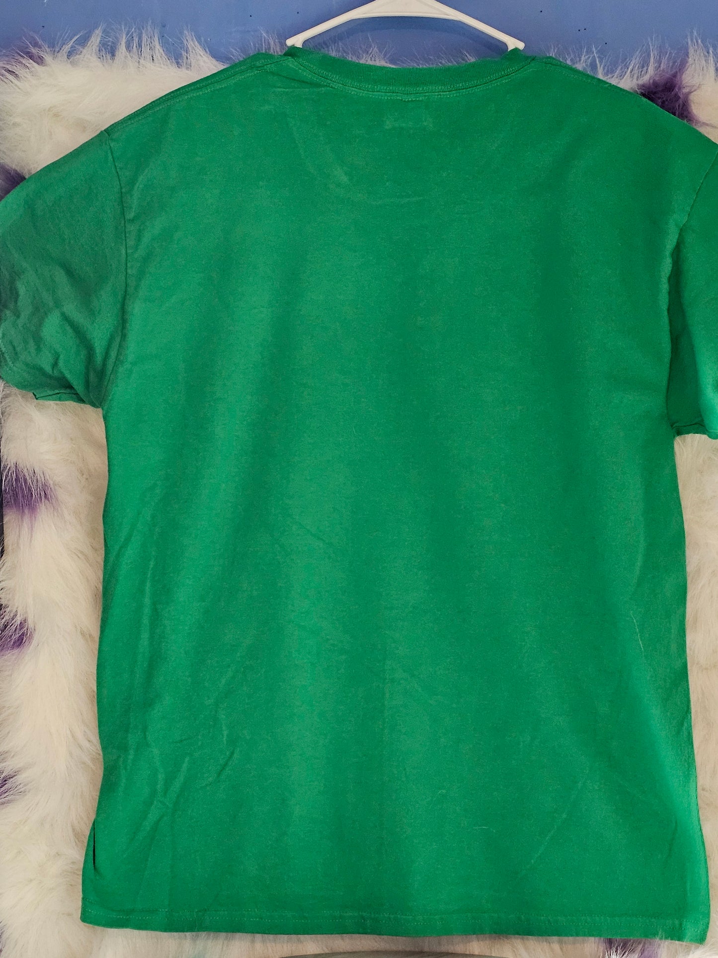 Size L 100% cotton Green coffee cups and Christmas trees Tshirt
