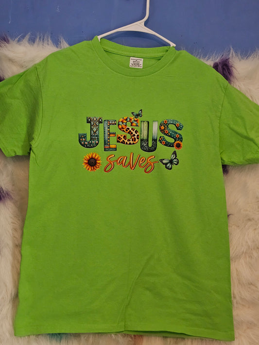 Size M 100% cotton light green Jesus saves Tshirt