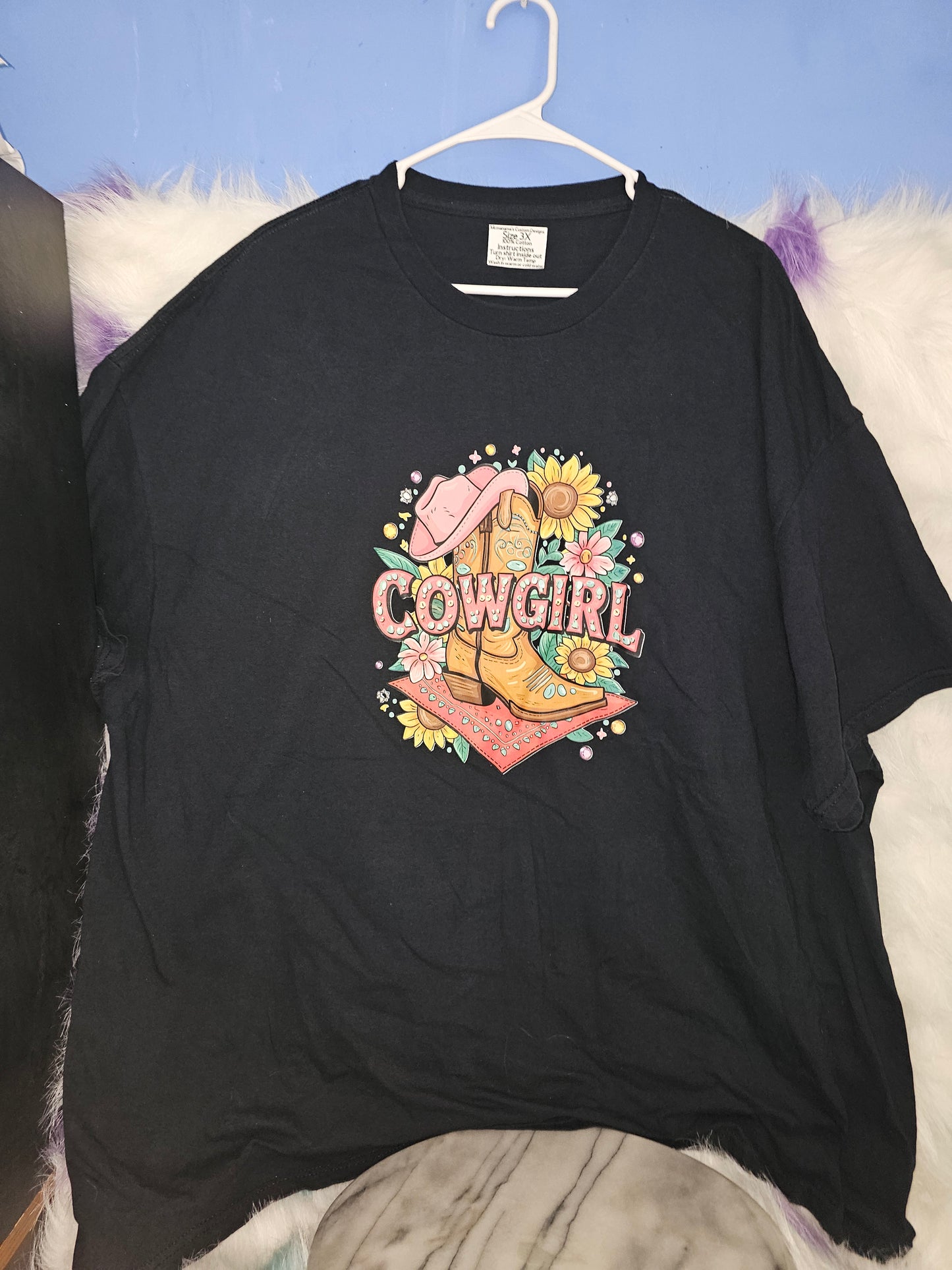 Size 3x 100% cotton Black Cowgirl boot Tshirt