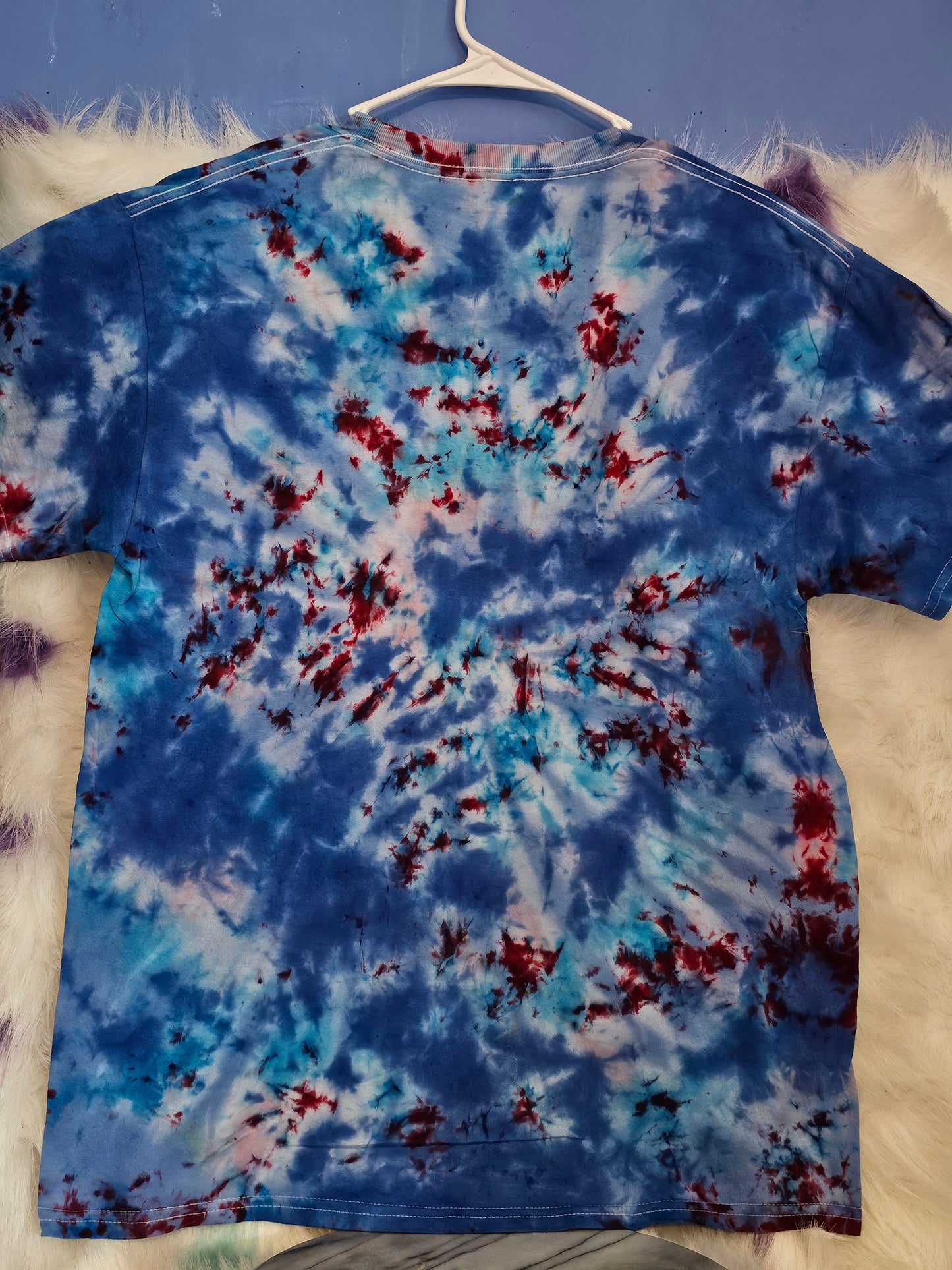 Size L 100% cotton tye dye God Bless America with cross Tshirt